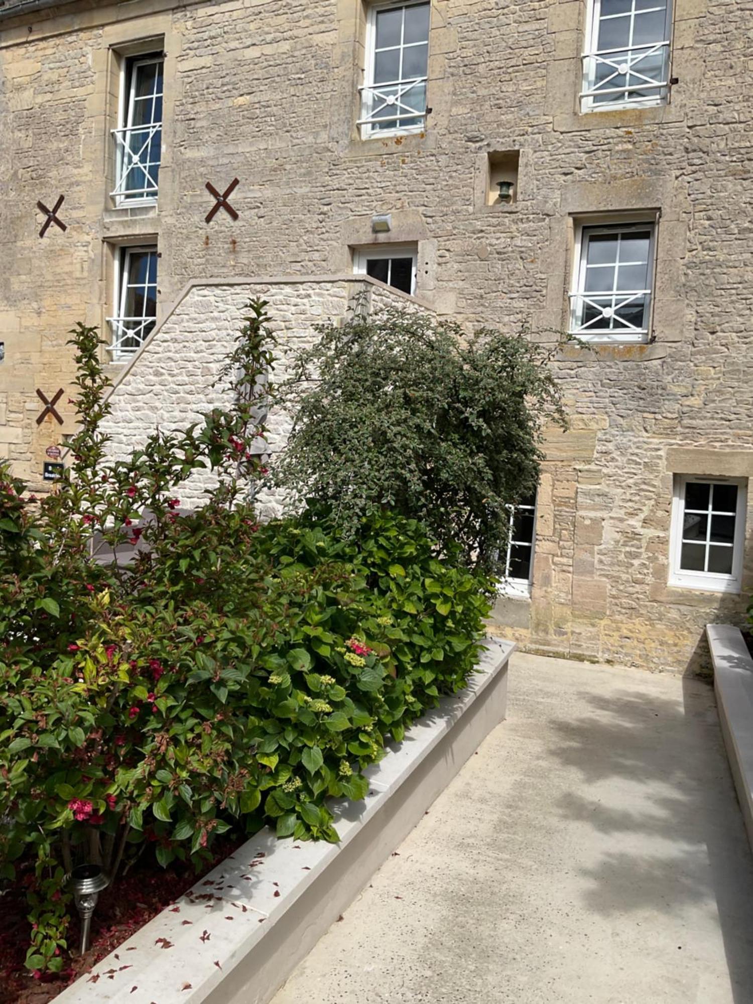 Chambres D'Hotes De L'Ancienne Auberge Thaon 外观 照片